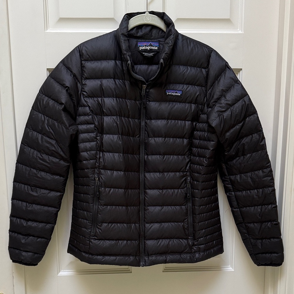 Patagonia Women’s Quilted Black Jacket Size: Small